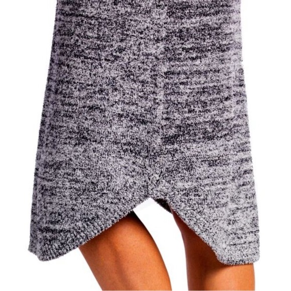 Softies Marshmallow Hooded Lounger in Heather Black Size Small/Medium - Picture 6 of 16